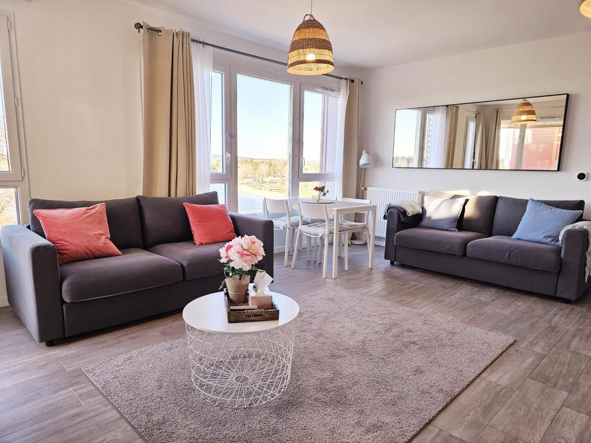 Lakeside Provence - Appartement Classe 4 Etoiles, Vue Sur Le Lac, Parking Sous-Sol, Double Clim Monteux Exteriör bild