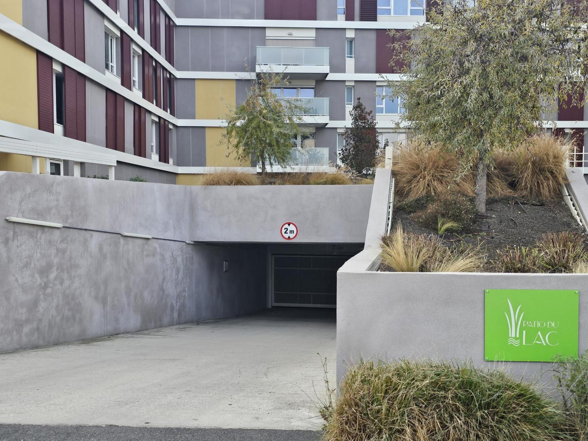 Lakeside Provence - Appartement Classe 4 Etoiles, Vue Sur Le Lac, Parking Sous-Sol, Double Clim Monteux Exteriör bild