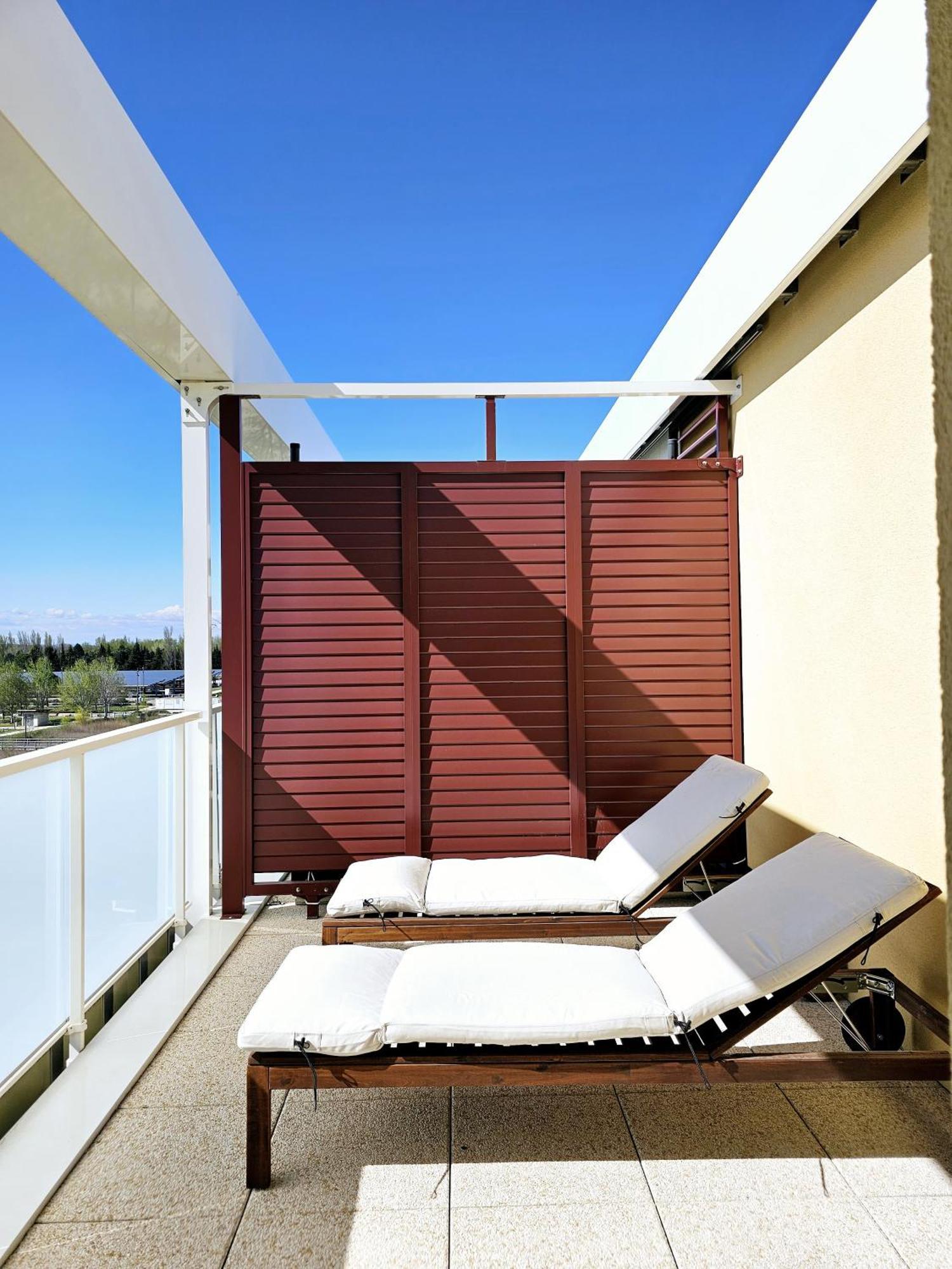Lakeside Provence - Appartement Classe 4 Etoiles, Vue Sur Le Lac, Parking Sous-Sol, Double Clim Monteux Exteriör bild